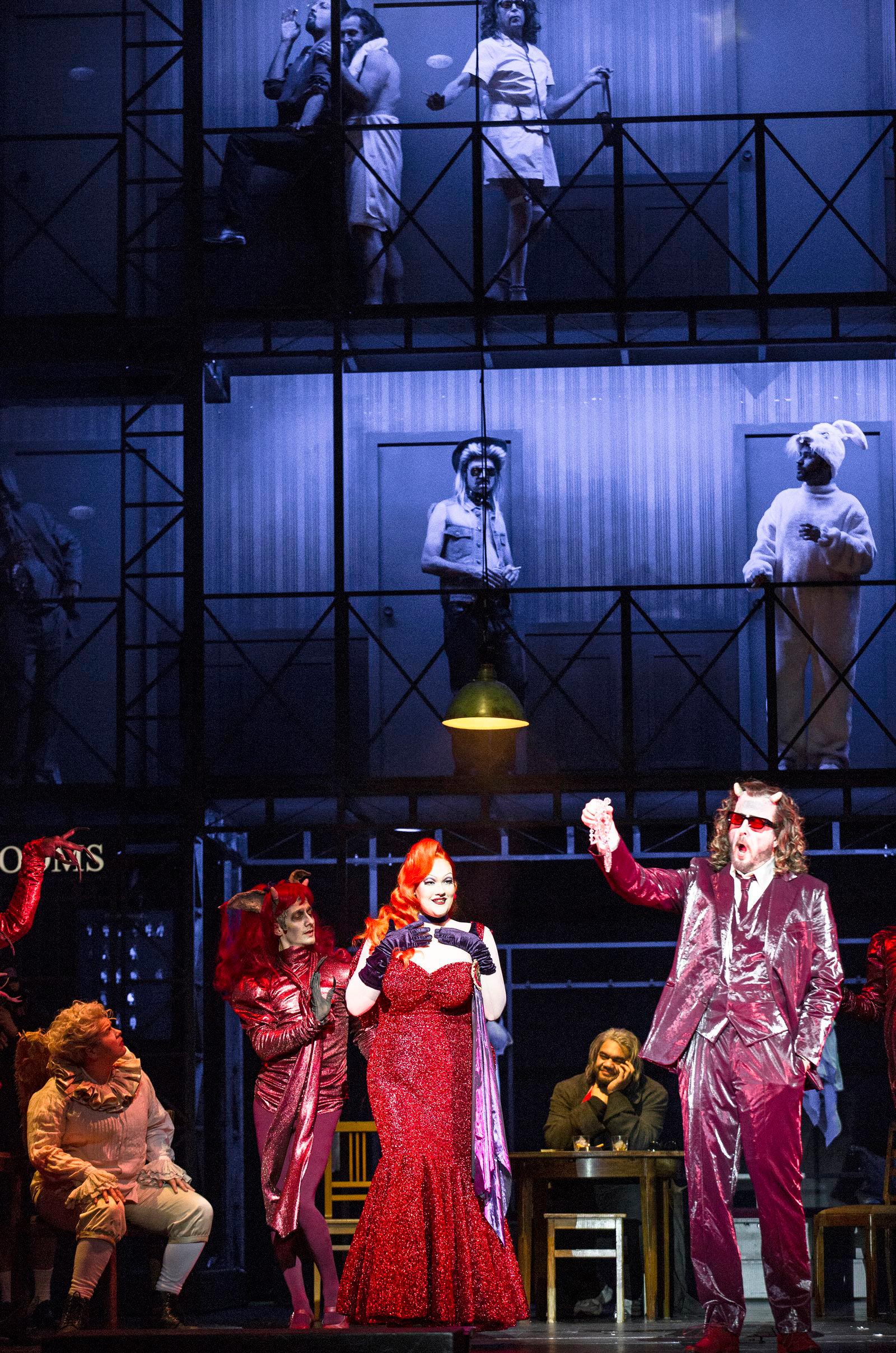 Les Contes d’Hoffmann | Staatsoper Berlin | © Bernd Uhlig