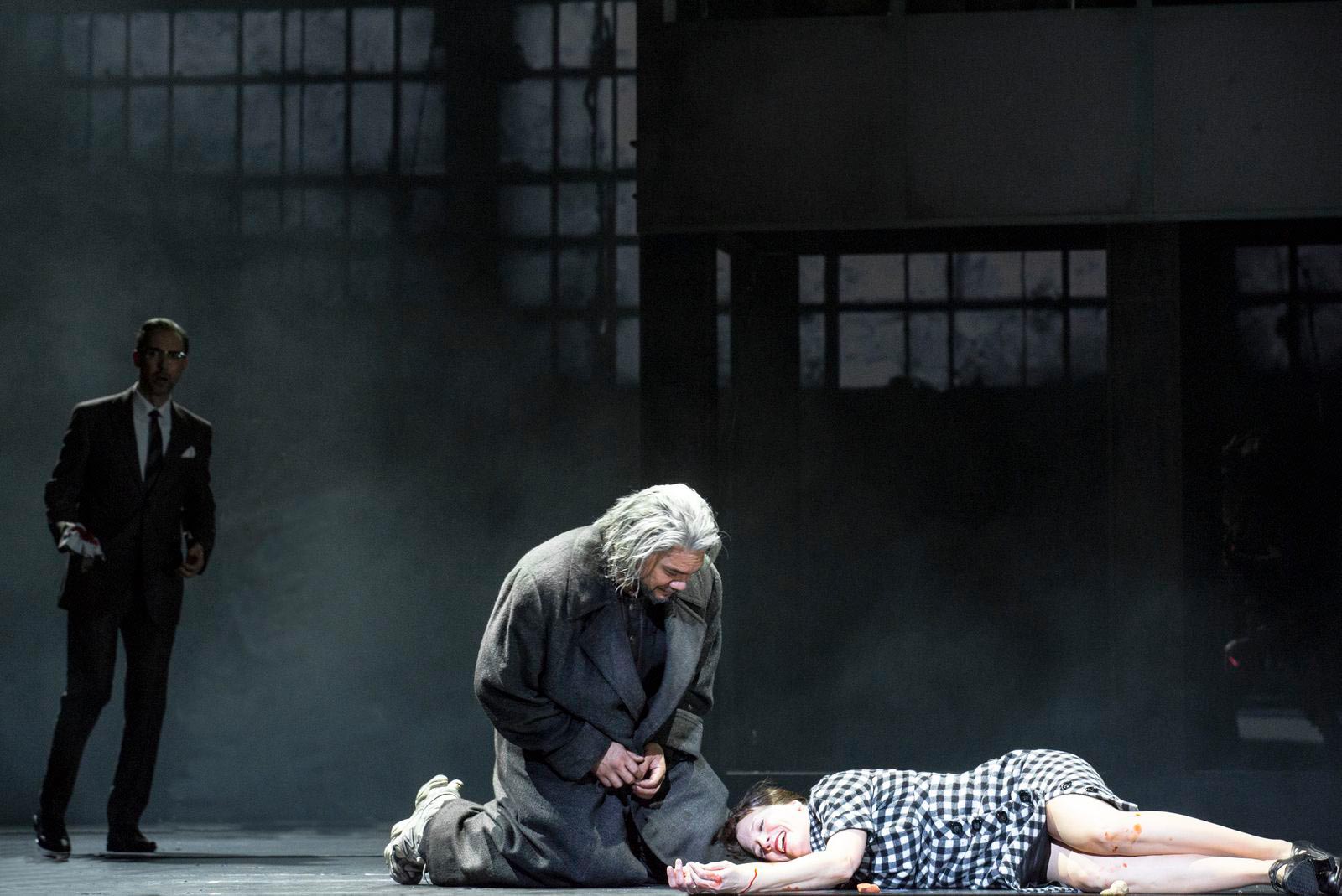 Les Contes d’Hoffmann | Staatsoper Berlin | © Bernd Uhlig